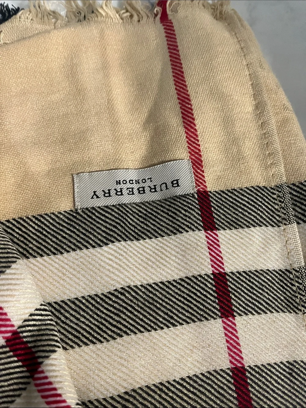 Burberry Beige Black White Check Fringe Scarf with Red Trim - Picture 5 of 5